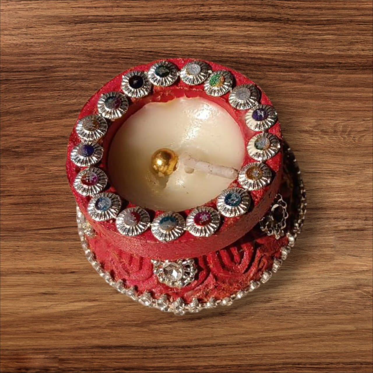 Decorative candle
